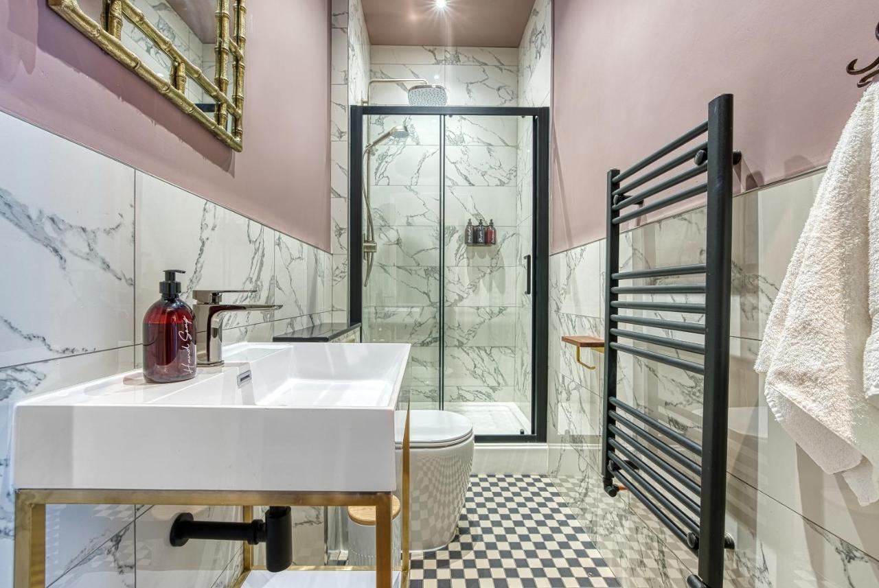 Casa Del Artista - Luxury Apartments, Whitby Ngoại thất bức ảnh