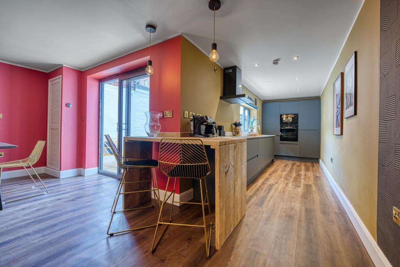 Casa Del Artista - Luxury Apartments, Whitby Ngoại thất bức ảnh